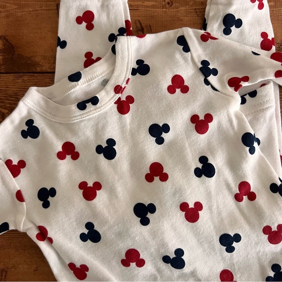 Gap Kids Disney Mickey Mouse PJ Set 2PC Pajama Organic Cotton Size 12-18 month - Picture 6 of 7